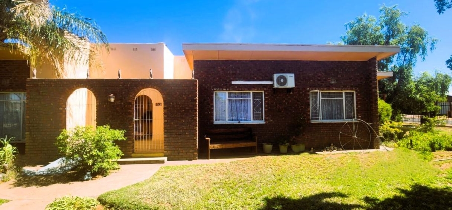 3 Bedroom Property for Sale in Blydeville North West